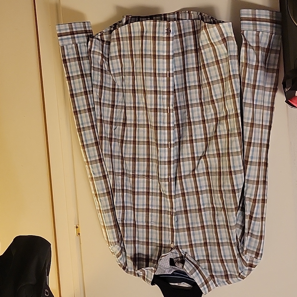 Mens Cody James plaid button up shirt size large